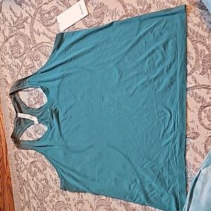 NWT- Lululemon Swifty Tank
